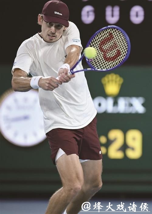 澳网综合：阿尔卡拉斯、德米纳尔会师男单八强