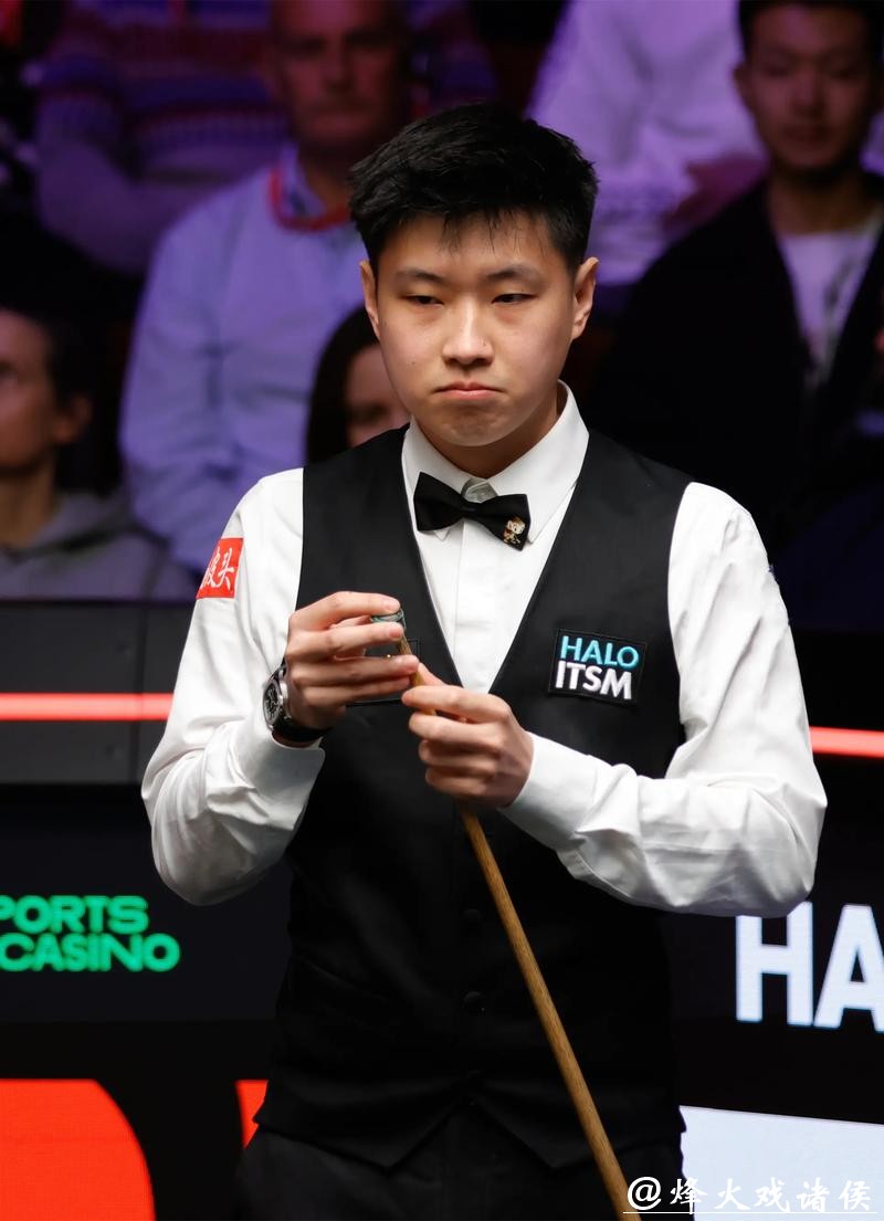 斯诺克英国公开赛 赵心童2-4希金斯止步32强 斯诺克英国公开赛 赵心童2-4希金斯止步32强